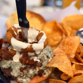 Black & Blue Burger